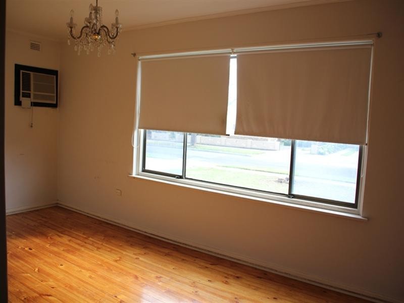 25 Lucerne Grove, Findon SA 5023