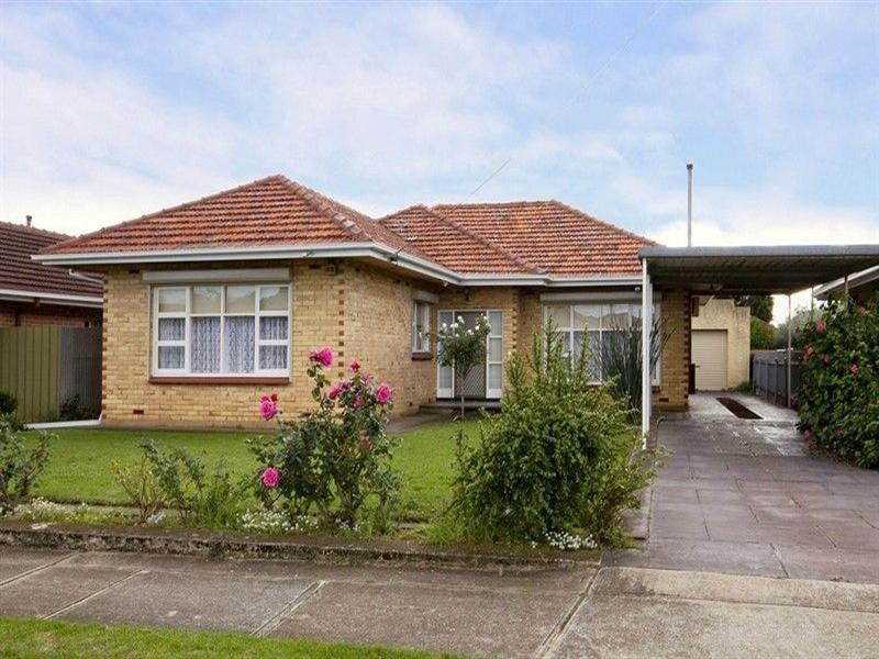 13 McAllan Avenue, Seaton SA 5023