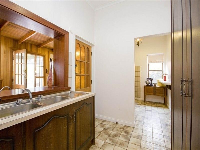 11 Brenthorpe Road, Seaton SA 5023