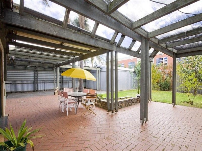 11 Brenthorpe Road, Seaton SA 5023