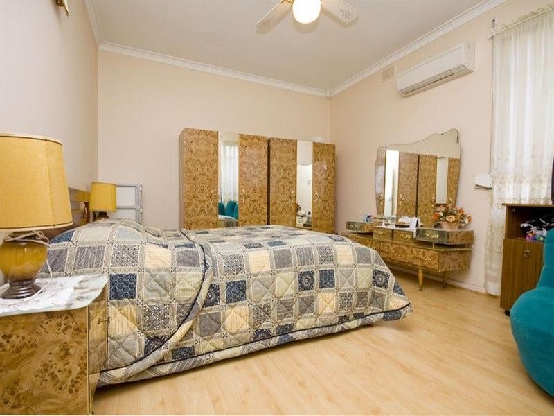 84 Humphries Terrace, Woodville Gardens SA 5012