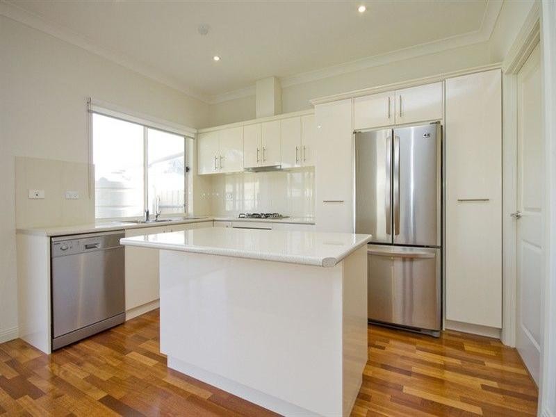 2/6A Finchley Street, Clovelly Park SA 5042