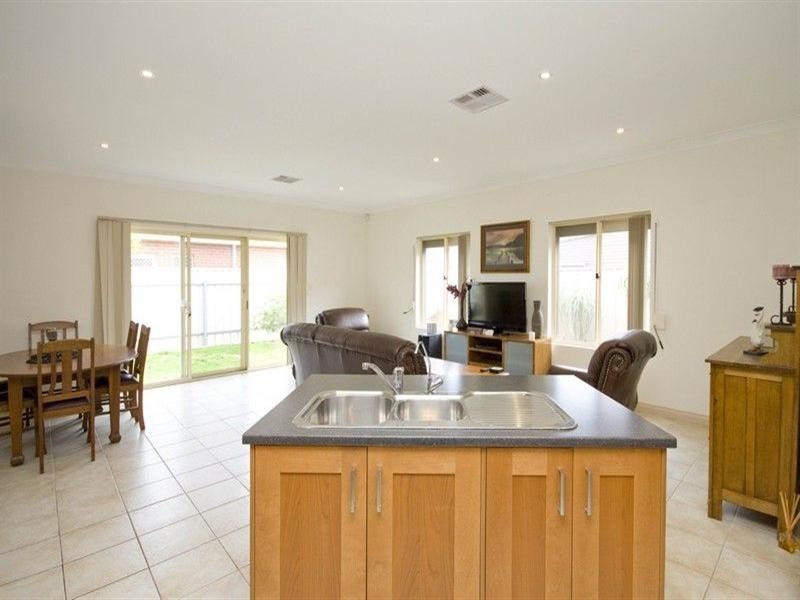 1/6 Clifton Street, Cheltenham SA 5014