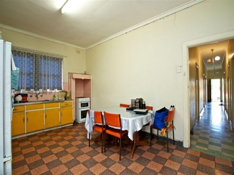 114 Carlisle Street, Glanville SA 5015