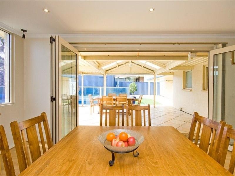 7 Monaco Crescent, Grange SA 5022