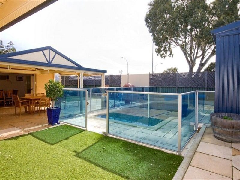 7 Monaco Crescent, Grange SA 5022