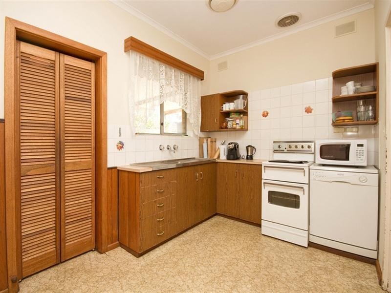 2/23 Troon Avenue, Seaton SA 5023