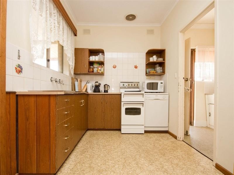 2/23 Troon Avenue, Seaton SA 5023