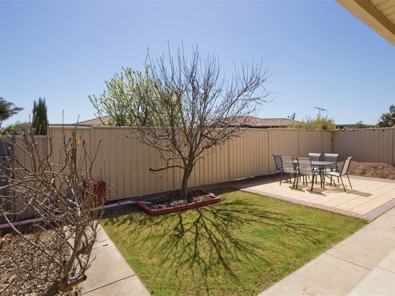 2/23 Troon Avenue, Seaton SA 5023