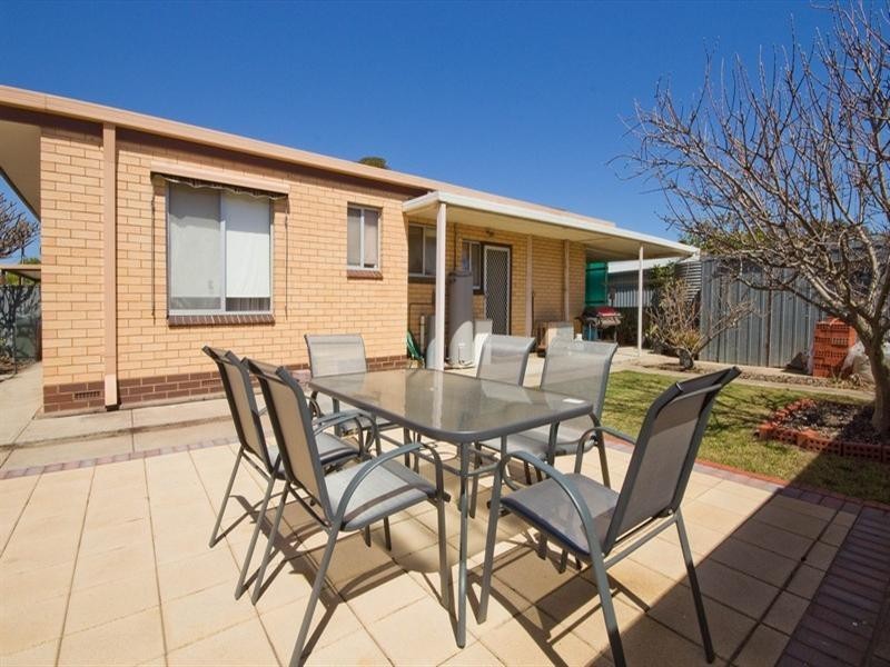 2/23 Troon Avenue, Seaton SA 5023