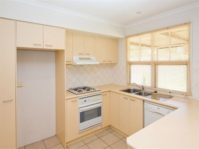 36 Kew Drive, Oakden SA 5086