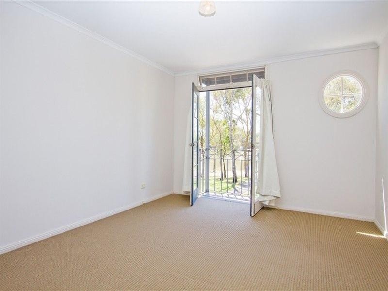 36 Kew Drive, Oakden SA 5086