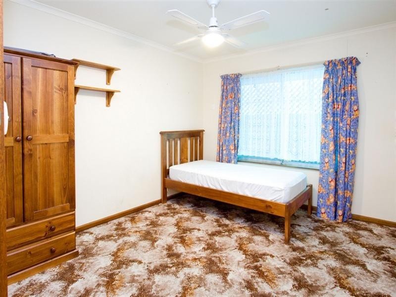 2 Moseley Road, Paradise SA 5075