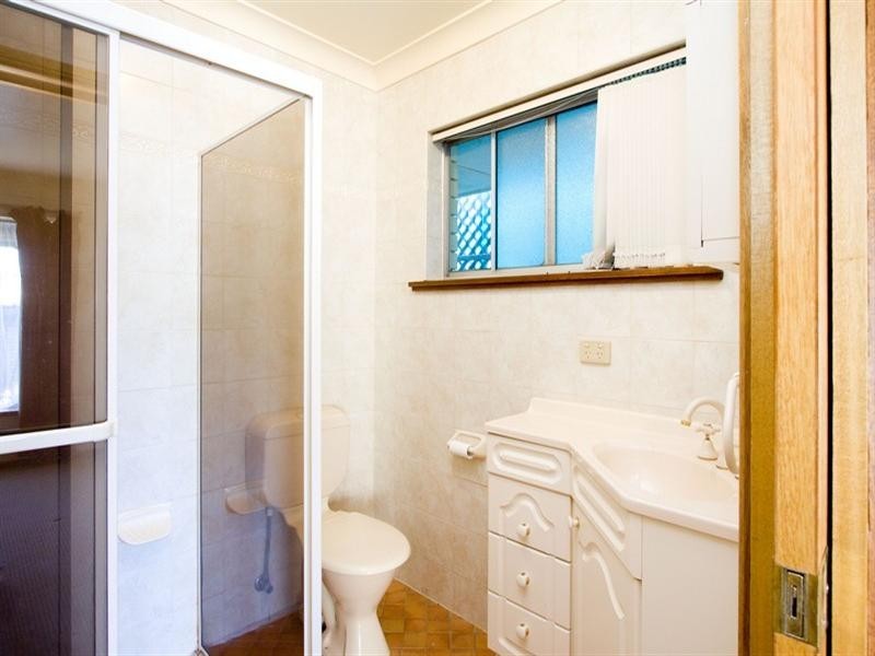 2 Moseley Road, Paradise SA 5075