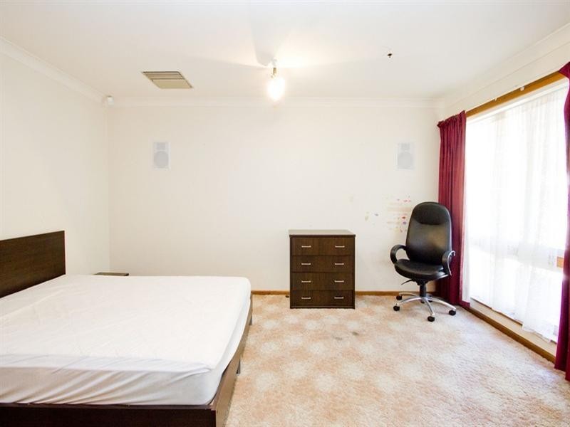 2 Moseley Road, Paradise SA 5075