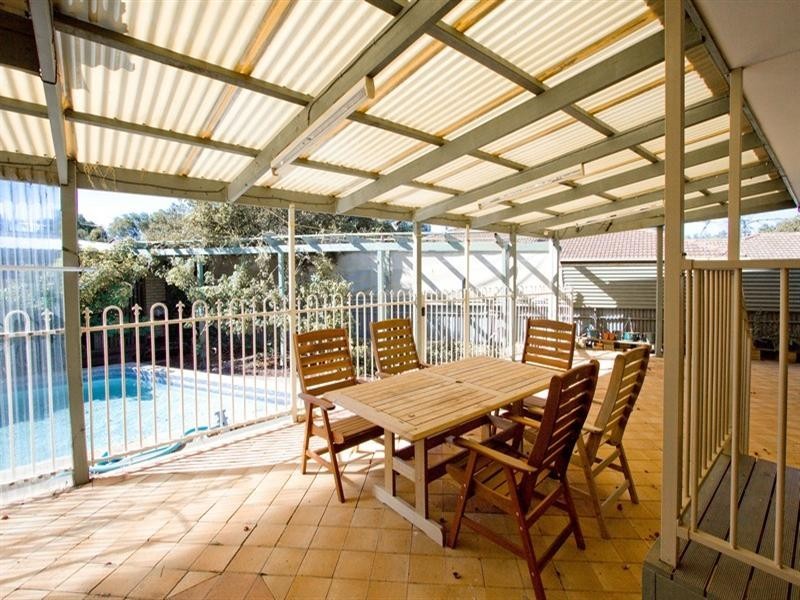 2 Moseley Road, Paradise SA 5075