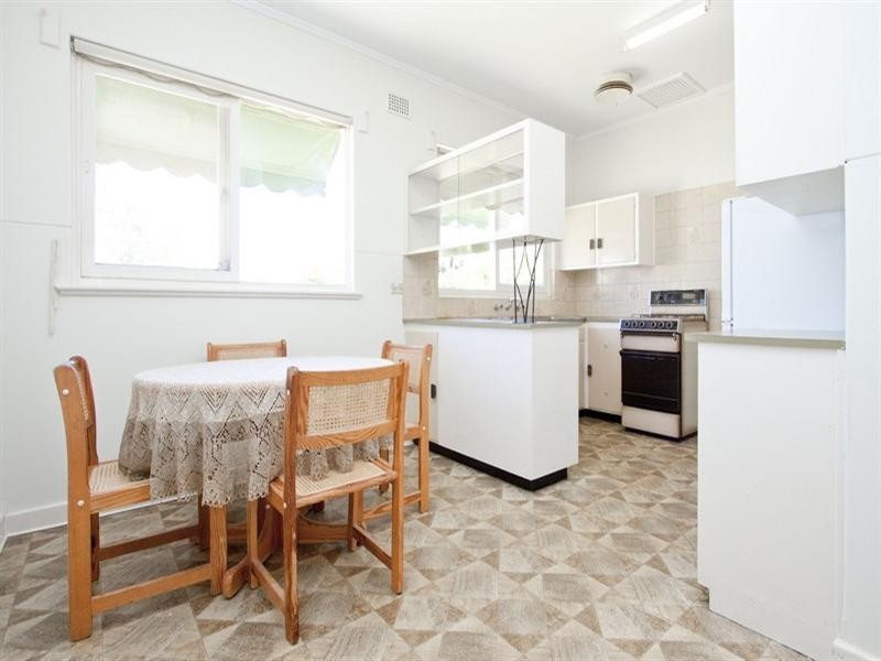 28 Tunbridge Street, Woodville South SA 5011