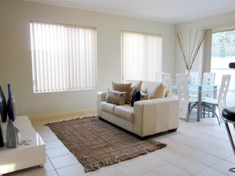 12 Thistle Avenue, Flinders Park SA 5025