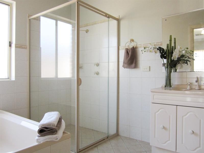 12 Thistle Avenue, Flinders Park SA 5025