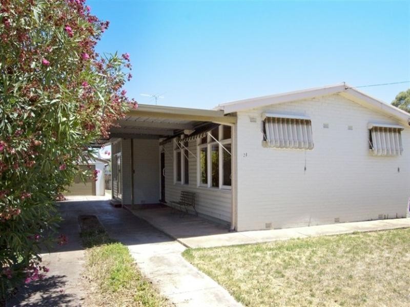 28 Tunbridge Street, Woodville South SA 5011
