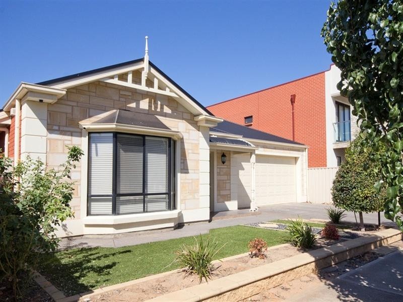 36 Ray Street, Findon SA 5023