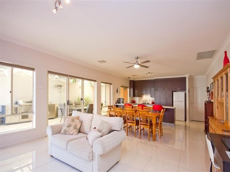 36 Ray Street, Findon SA 5023