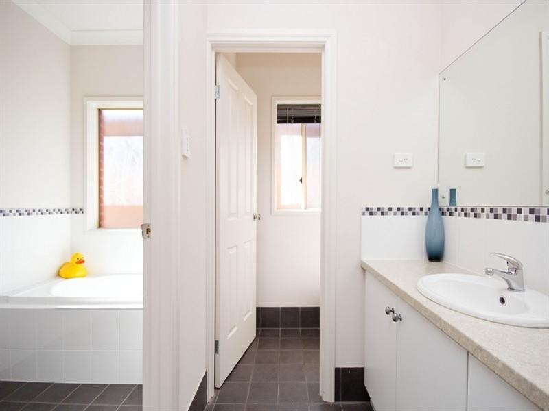 36 Ray Street, Findon SA 5023