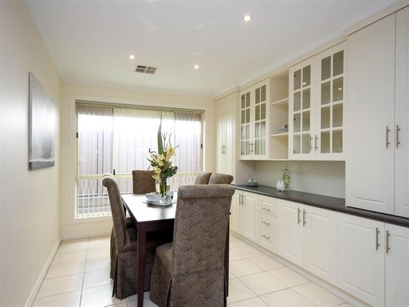 2 Phyllis Court, Wynn Vale SA 5127