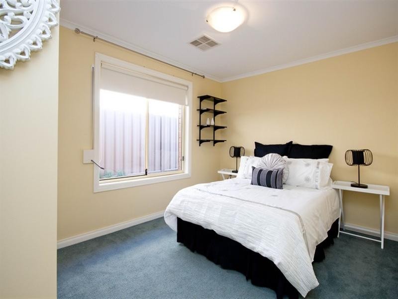 2 Phyllis Court, Wynn Vale SA 5127