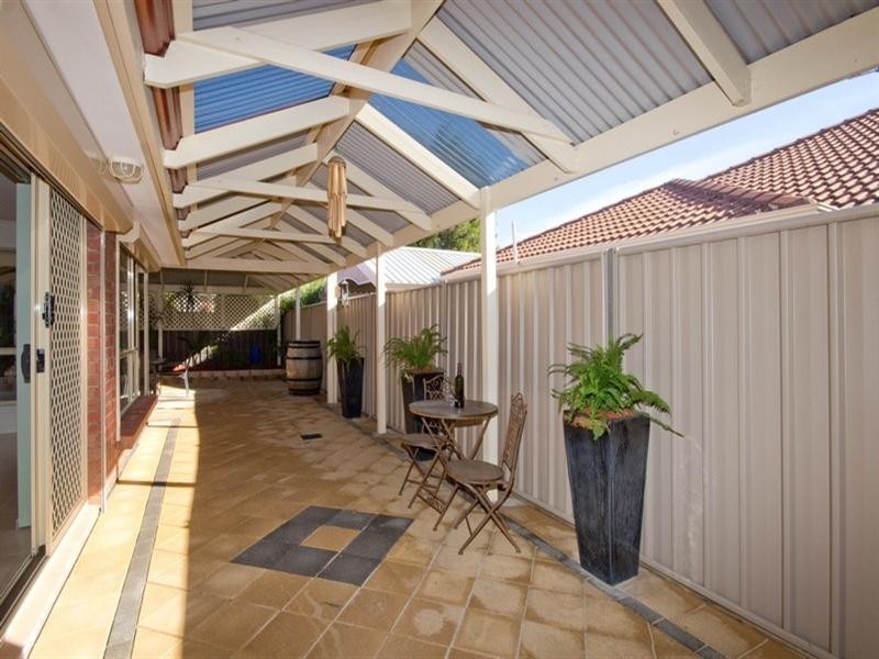 2 Phyllis Court, Wynn Vale SA 5127