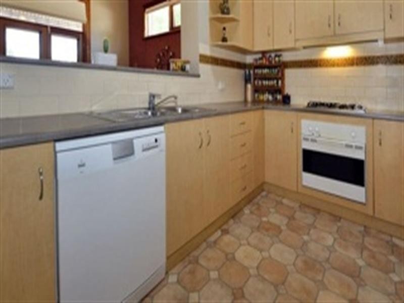 3 Hughes Street South, Woodville SA 5011