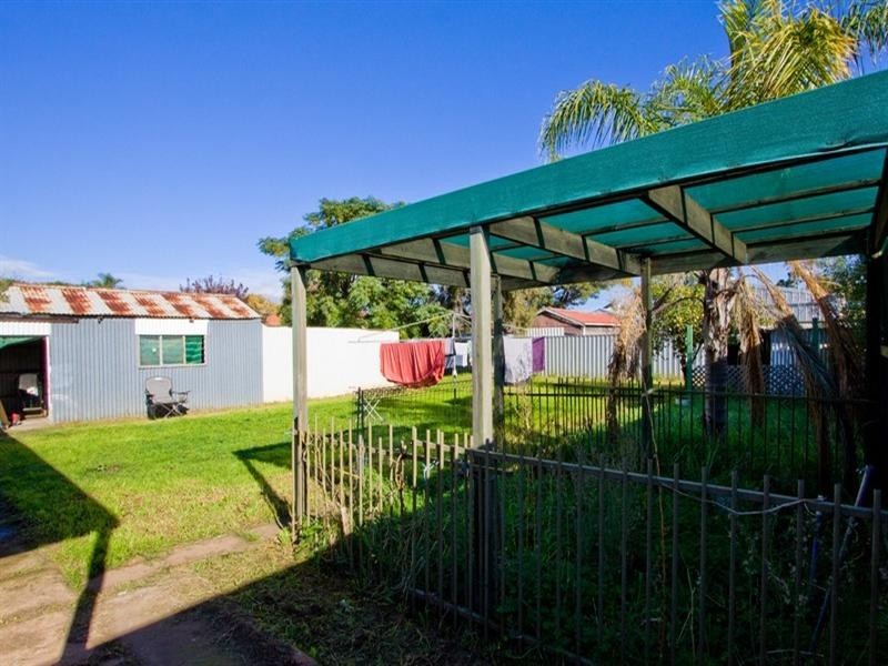 3 Hewitt Crescent, Woodville South SA 5011