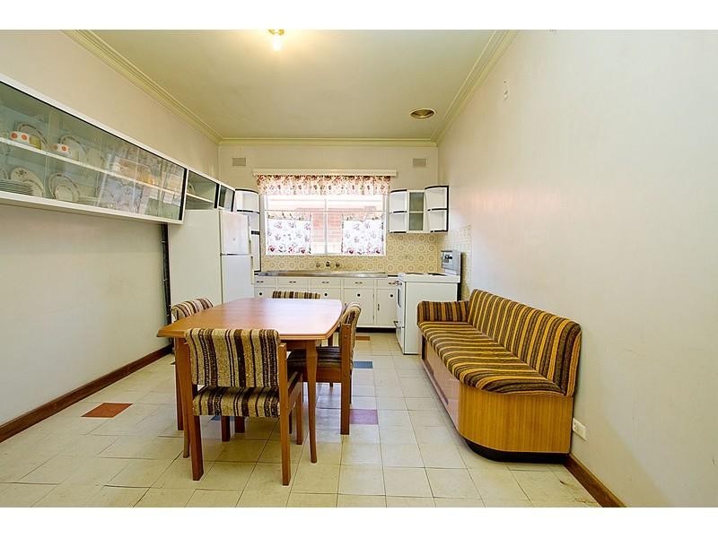 16 Fourth Avenue, Seaton SA 5023