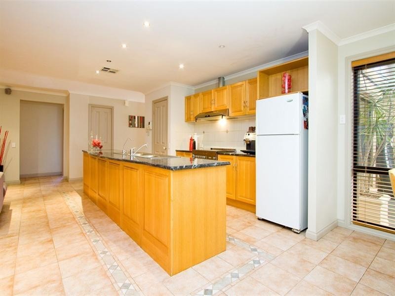 44 Tolley Crescent, Brooklyn Park SA 5032