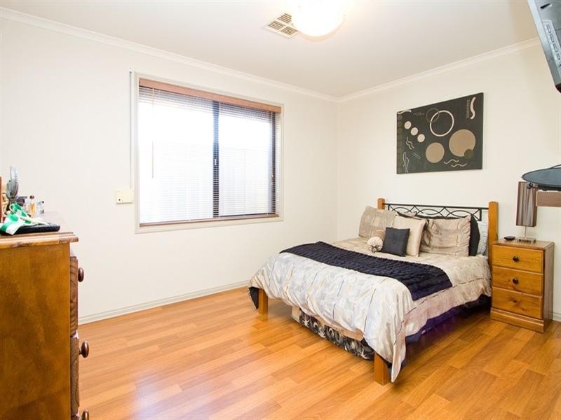 44 Tolley Crescent, Brooklyn Park SA 5032