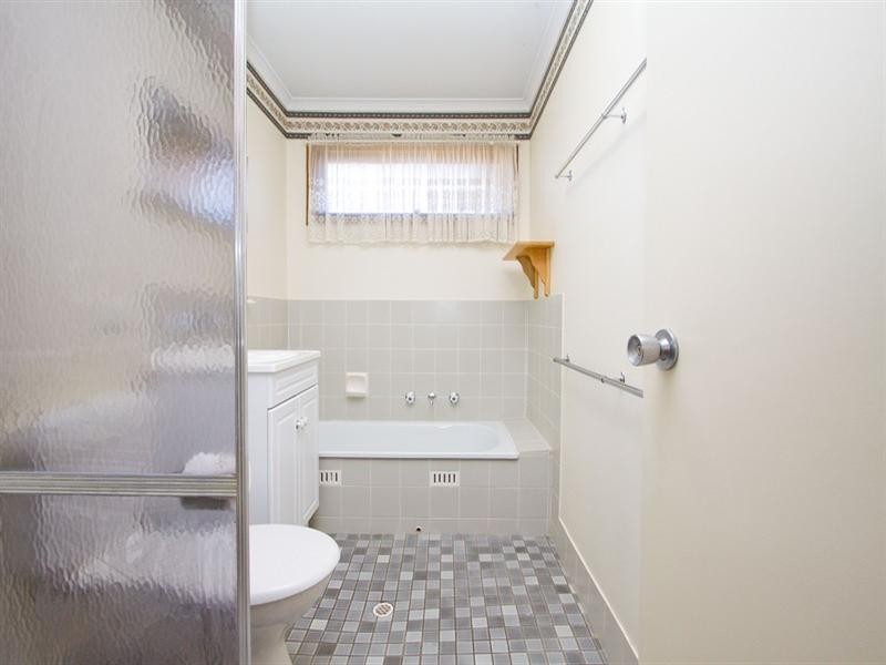 6 Vienna Place, Salisbury Downs SA 5108