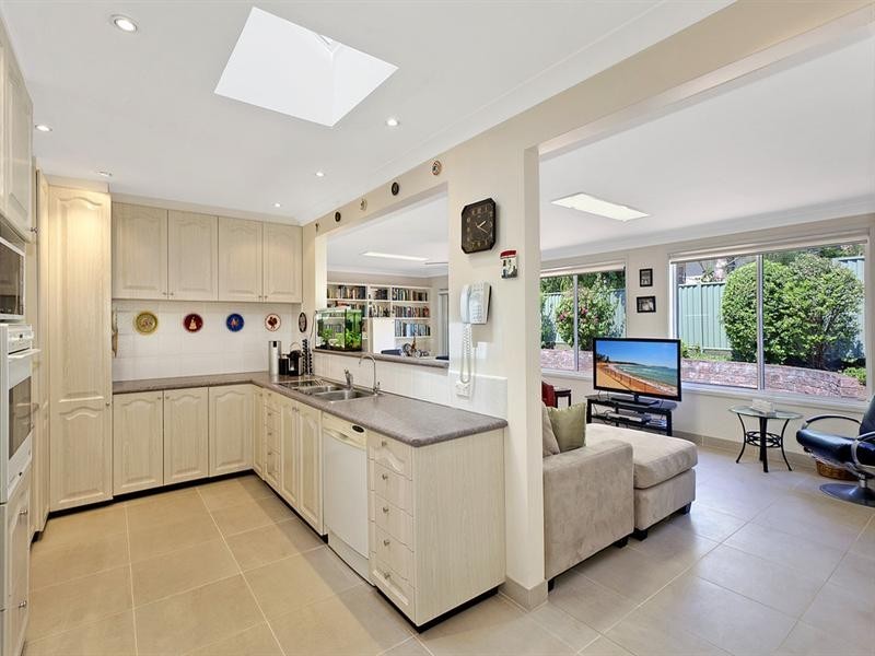 22 Hakea Avenue, Frenchs Forest NSW 2086