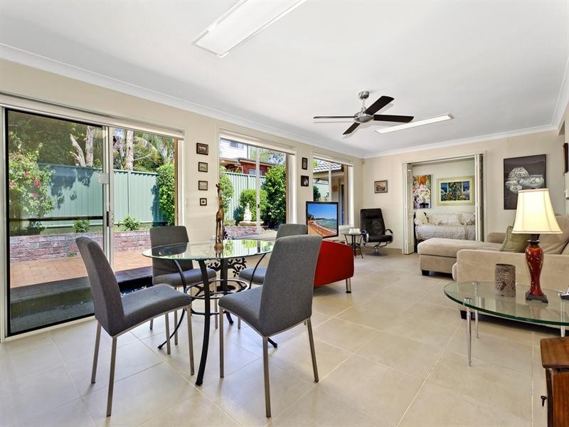 22 Hakea Avenue, Frenchs Forest NSW 2086