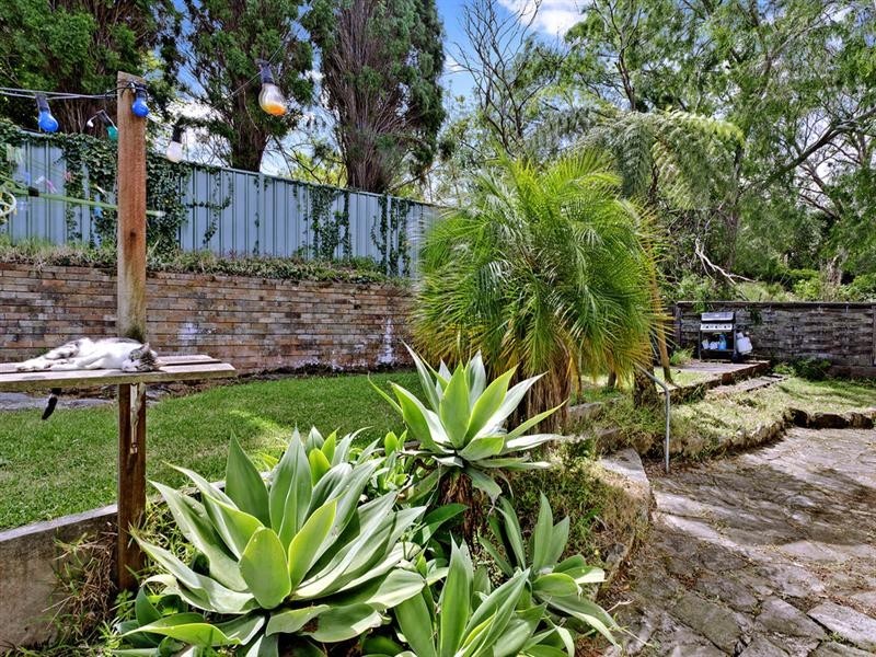 528 Warringah Road, Frenchs Forest NSW 2086