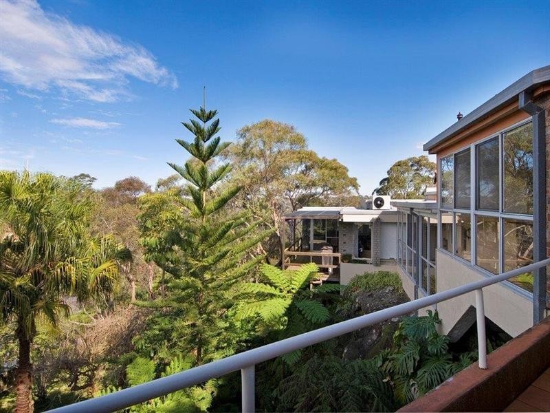 5 Angophora Crescent, Forestville NSW 2087