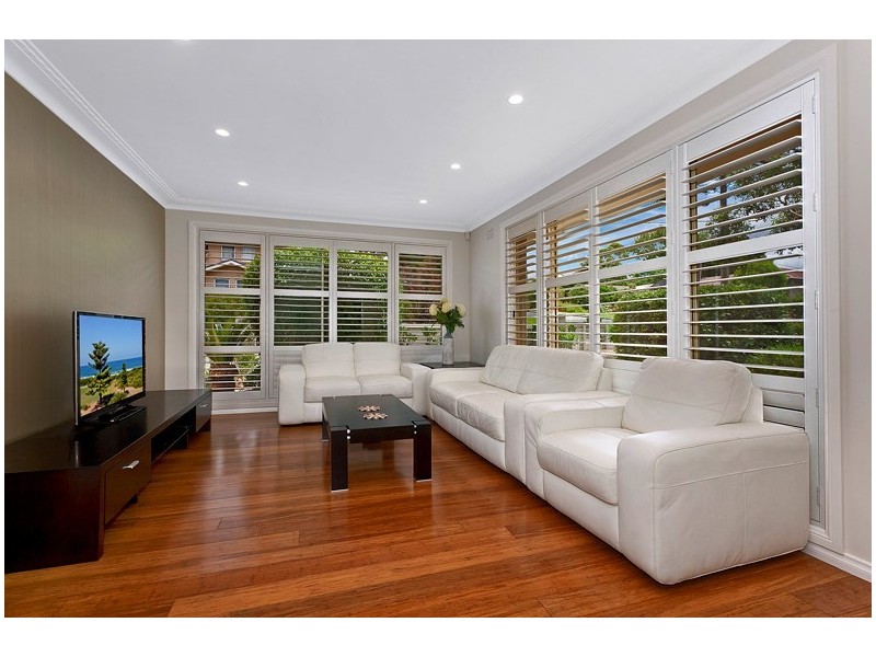 11 The Esplanade, Frenchs Forest NSW 2086