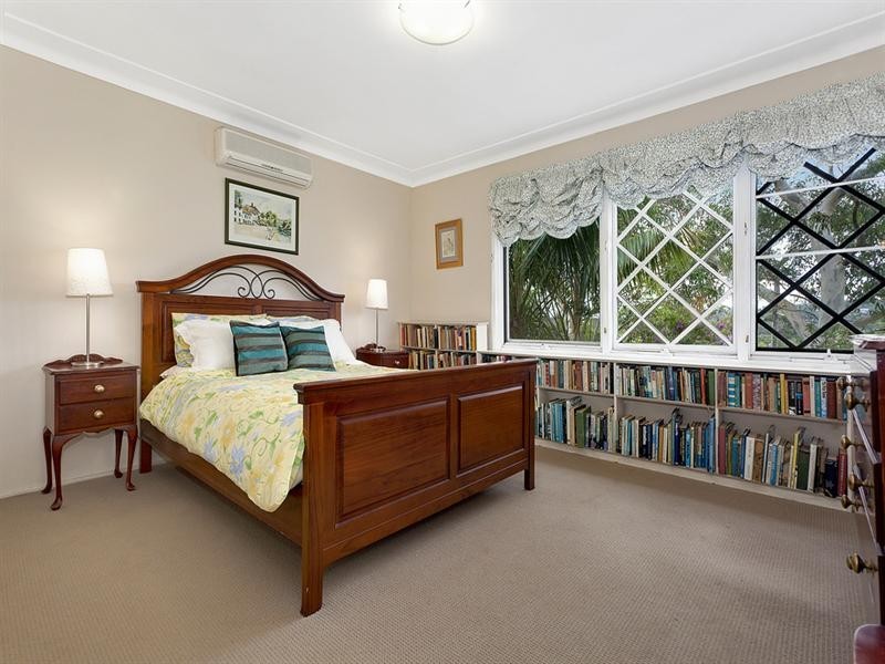 25 Epacris Avenue, Forestville NSW 2087