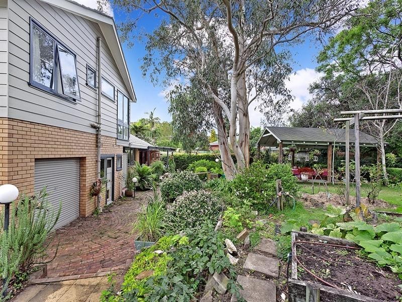 25 Epacris Avenue, Forestville NSW 2087