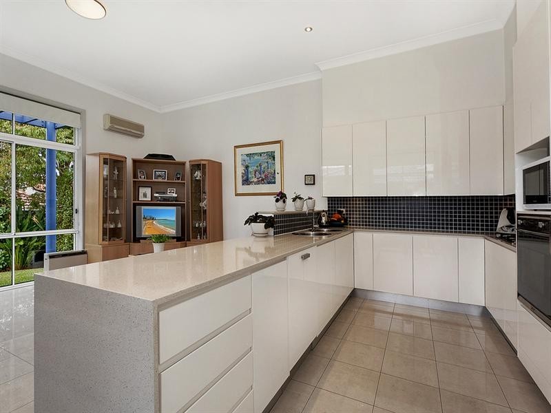 20 Seaview Parade, Belrose NSW 2085