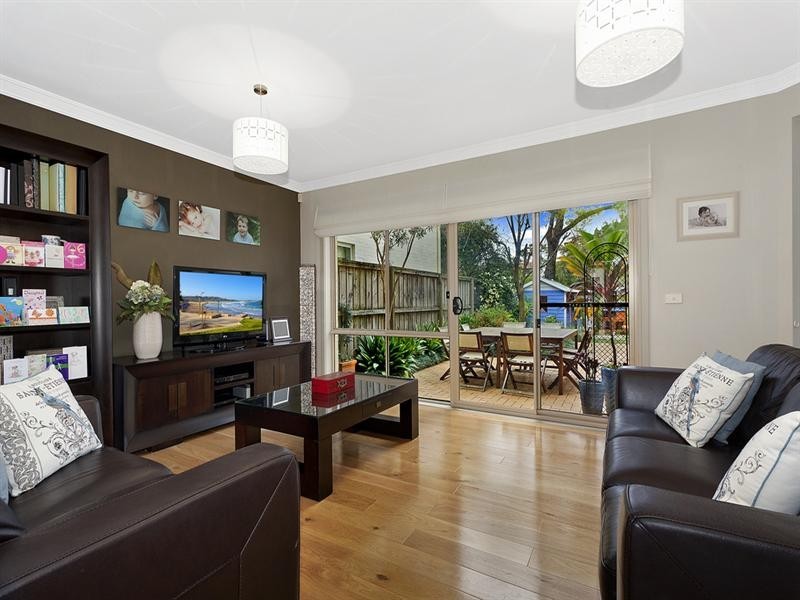 27 Seaview Parade, Belrose NSW 2085