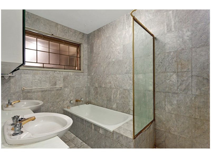 2 Nandi Avenue, Frenchs Forest NSW 2086