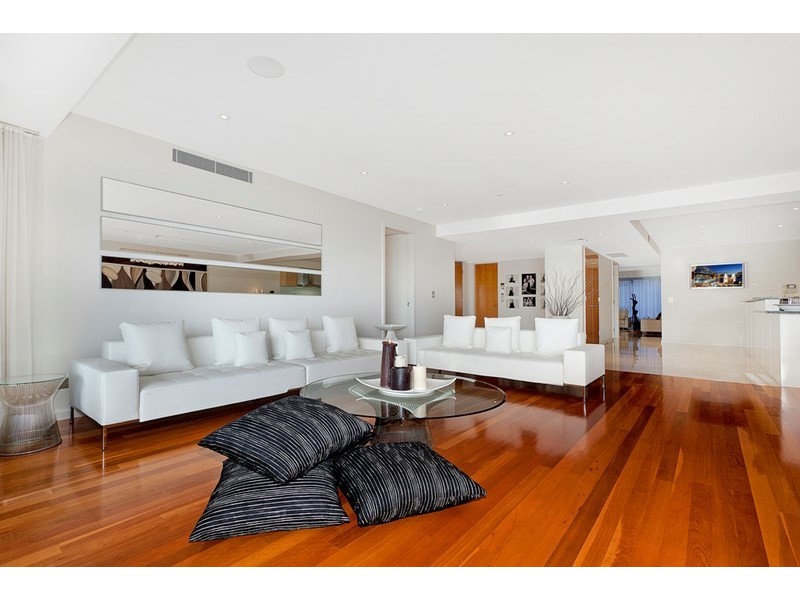 1/3 Northcliff Street, Milsons Point NSW 2061