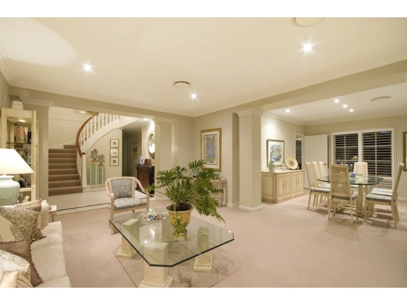 12 May Gibbs Way, Frenchs Forest NSW 2086