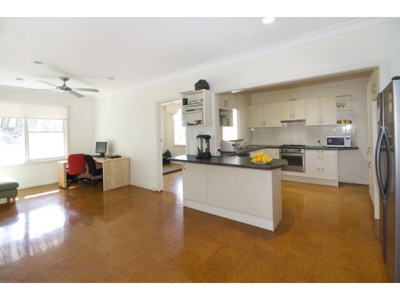 8 Tullamore Avenue, Killarney Heights NSW 2087