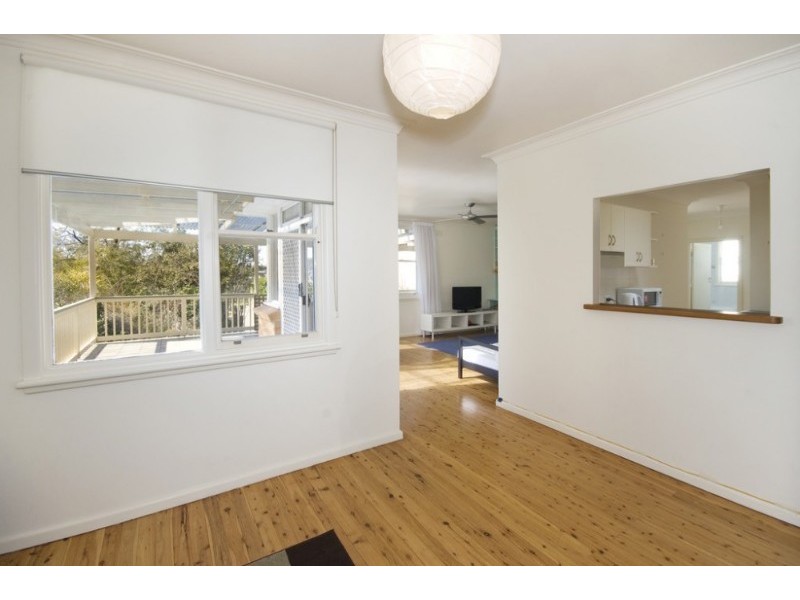 8 Tullamore Avenue, Killarney Heights NSW 2087